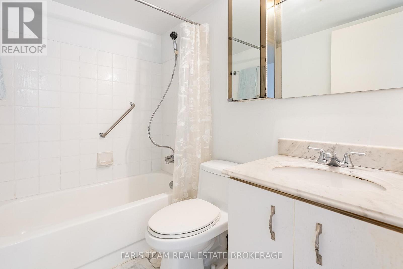 507 - 61 Markbrook Lane, Toronto, Ontario  M9V 5E7 - Photo 17 - W12906130