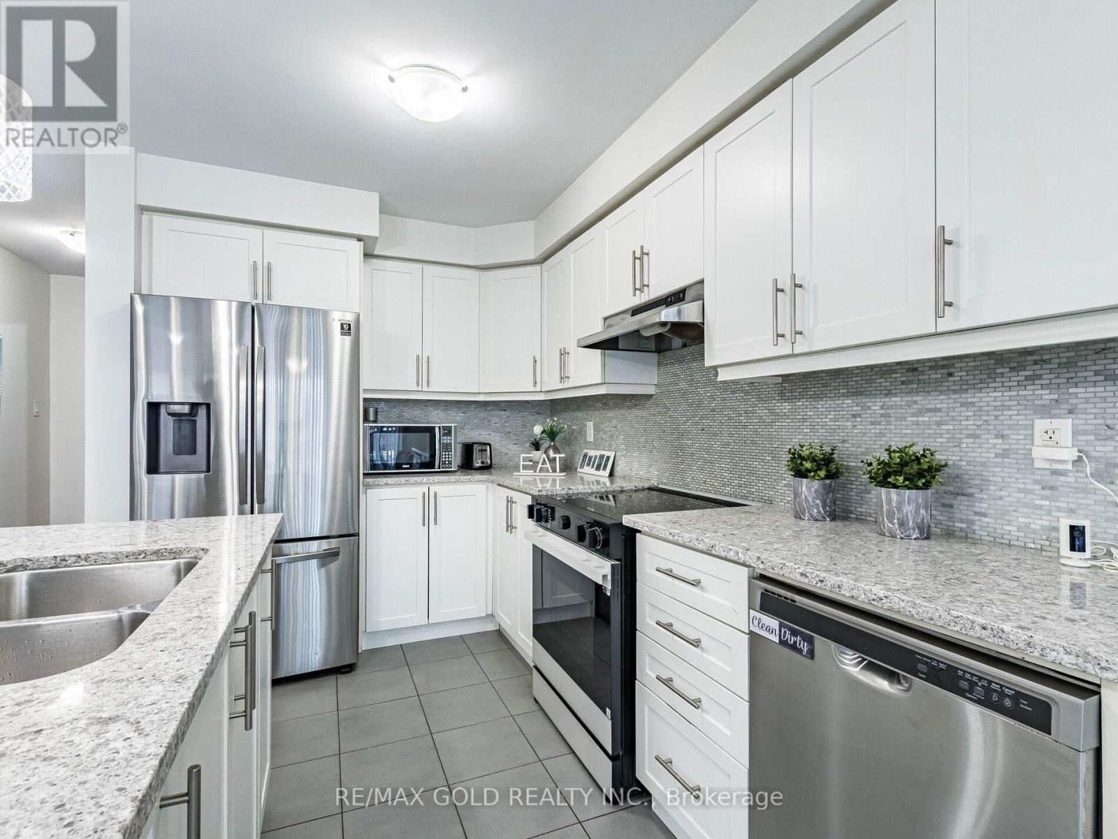 19 Lothbury Drive, Brampton, Ontario  L7A 4G7 - Photo 16 - W12906160