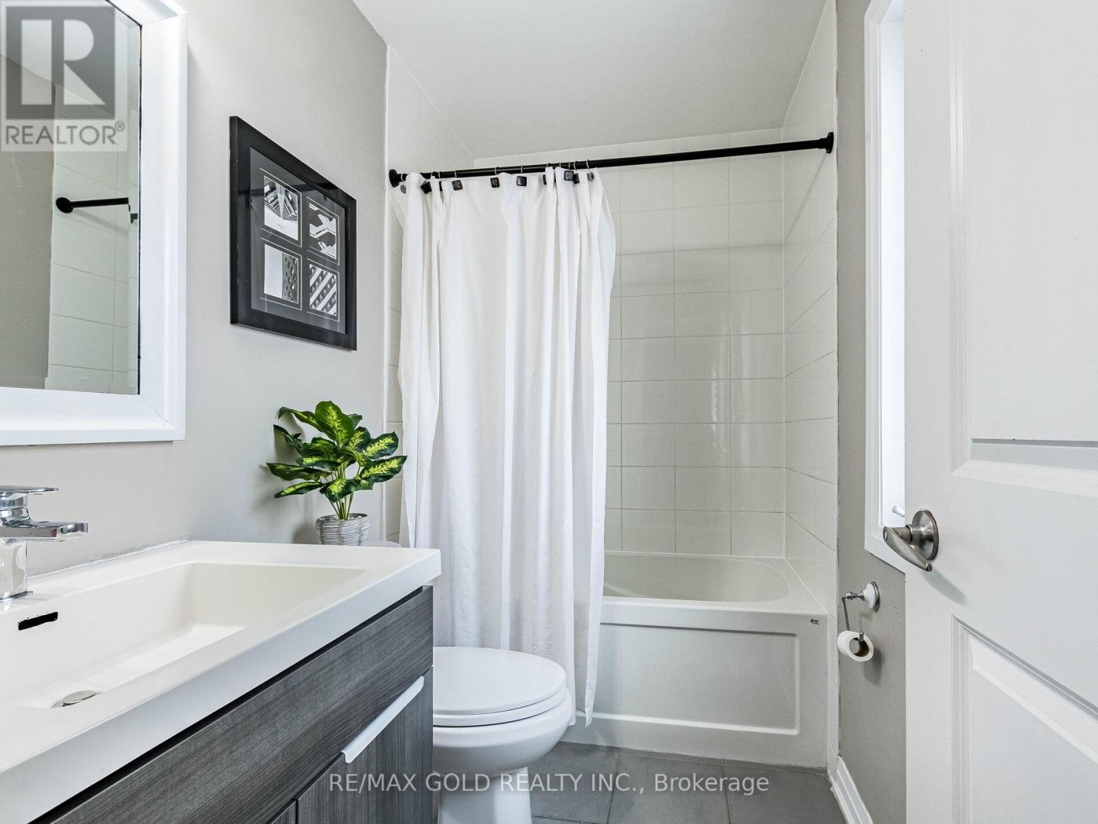 19 Lothbury Drive, Brampton, Ontario  L7A 4G7 - Photo 28 - W12906160