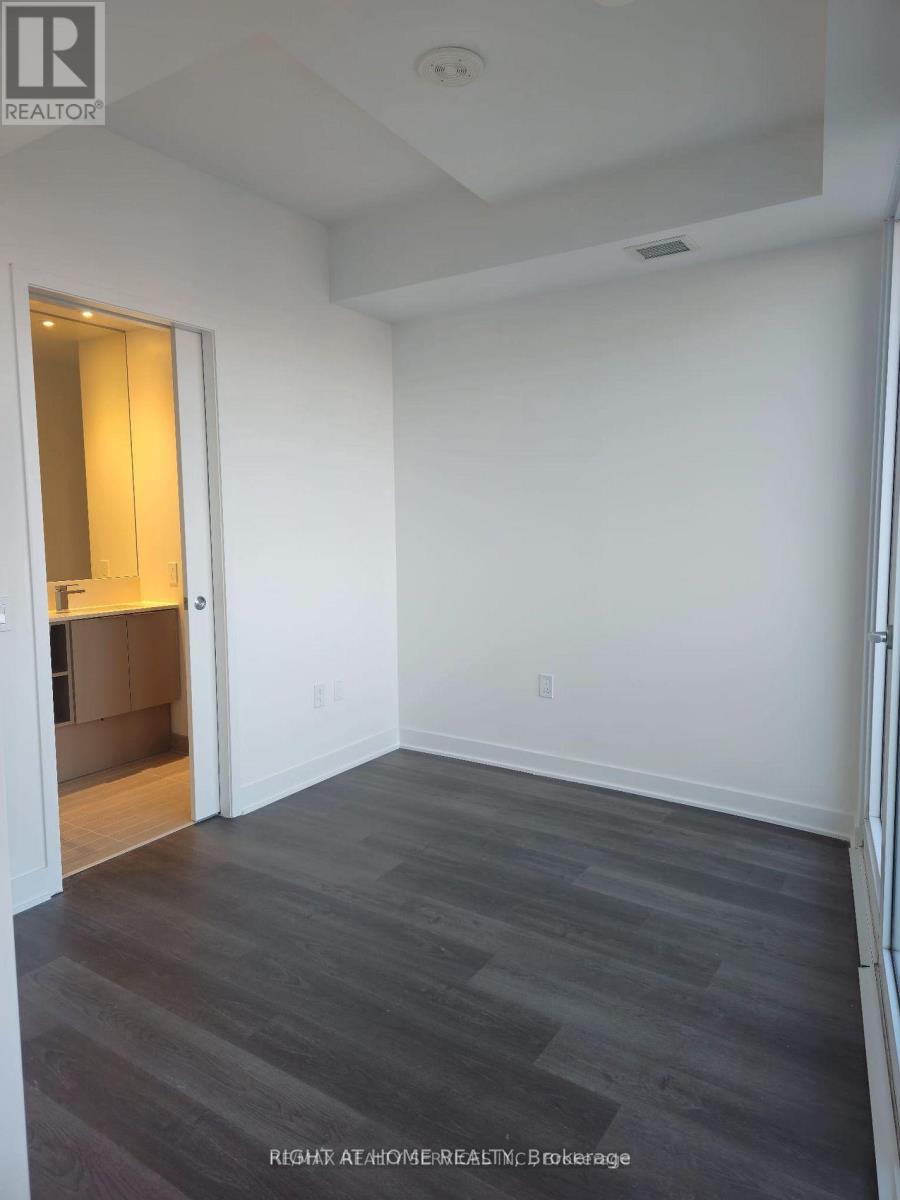 3903 - 3900 Confederation Parkway, Mississauga, Ontario  L5B 0M3 - Photo 14 - W12906168