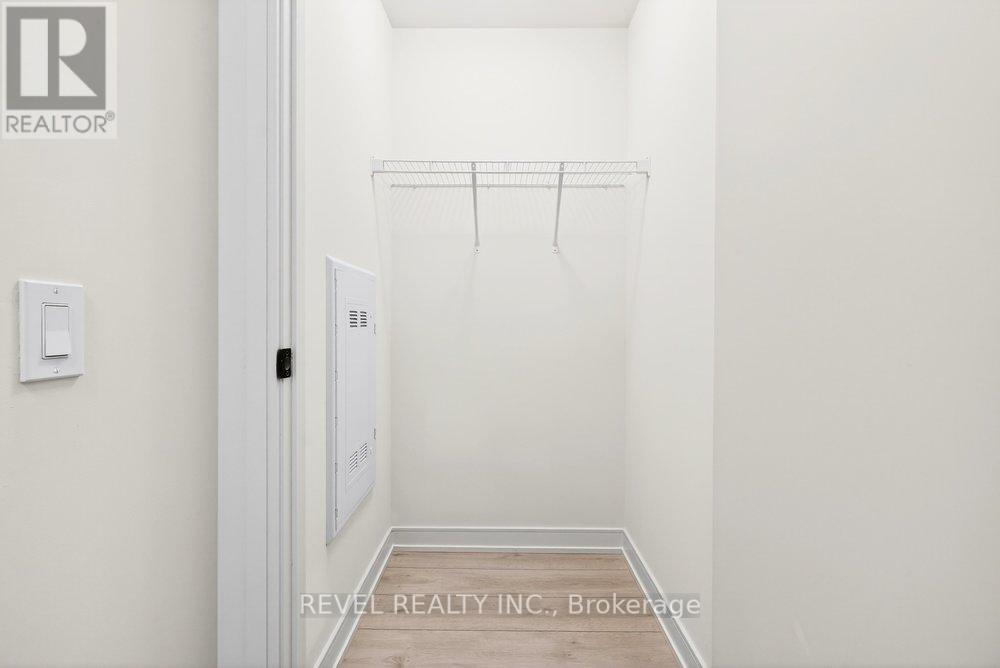 2003 - 8020 Derry Road, Milton, Ontario  L9T 3L3 - Photo 31 - W12906186