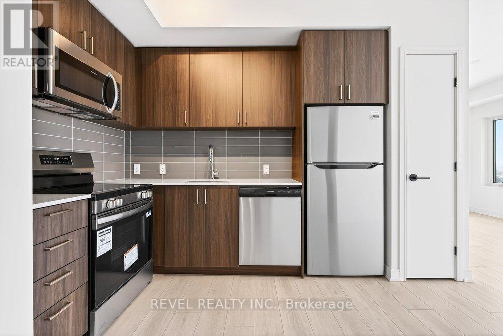 2003 - 8020 Derry Road, Milton, Ontario  L9T 3L3 - Photo 9 - W12906186