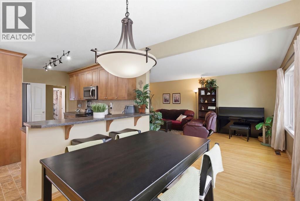 623 104 Avenue Sw, Calgary, Alberta  T2W 0A4 - Photo 9 - A2293626