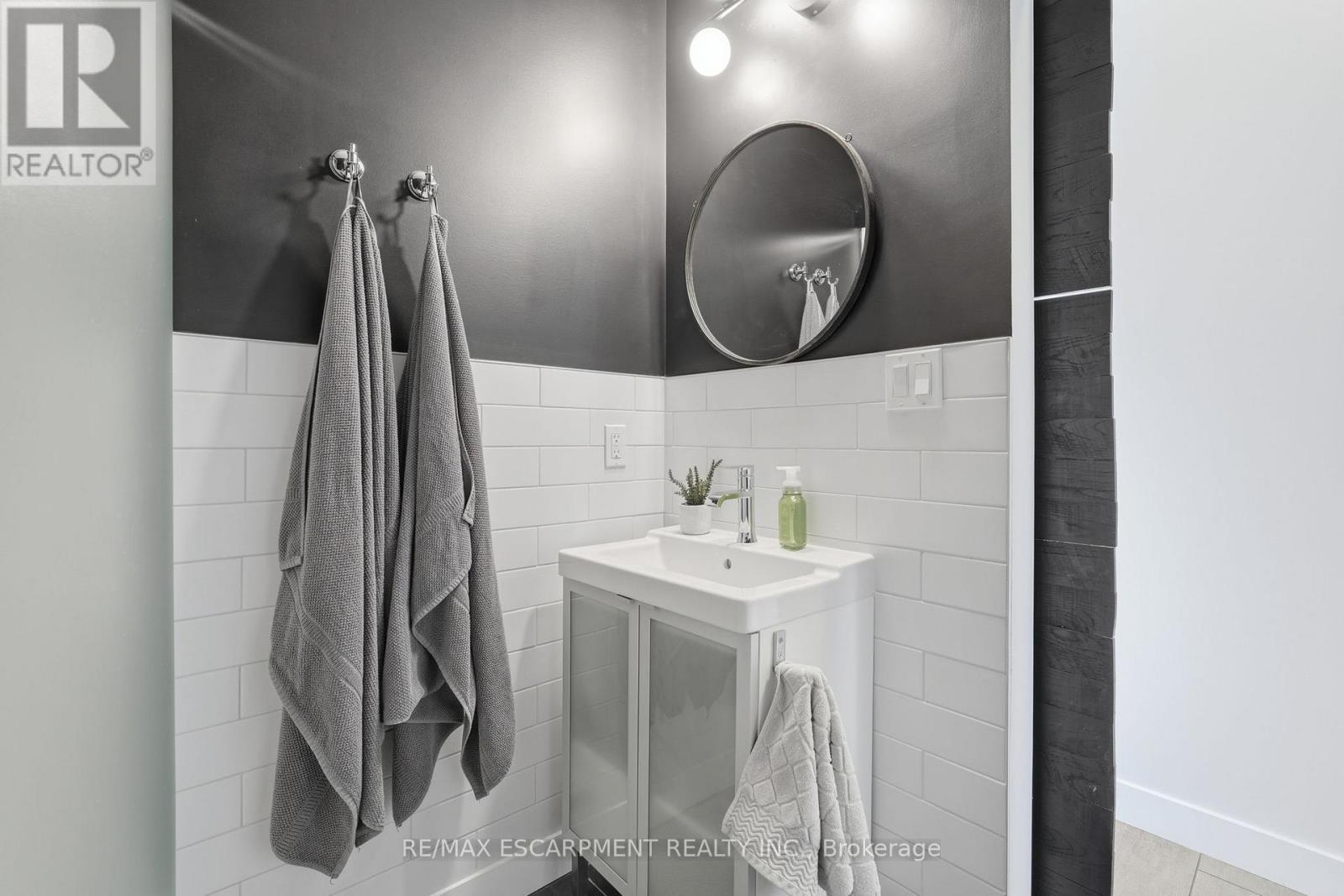 414 John Street, Hamilton, Ontario  L8L 4R3 - Photo 18 - X12906116