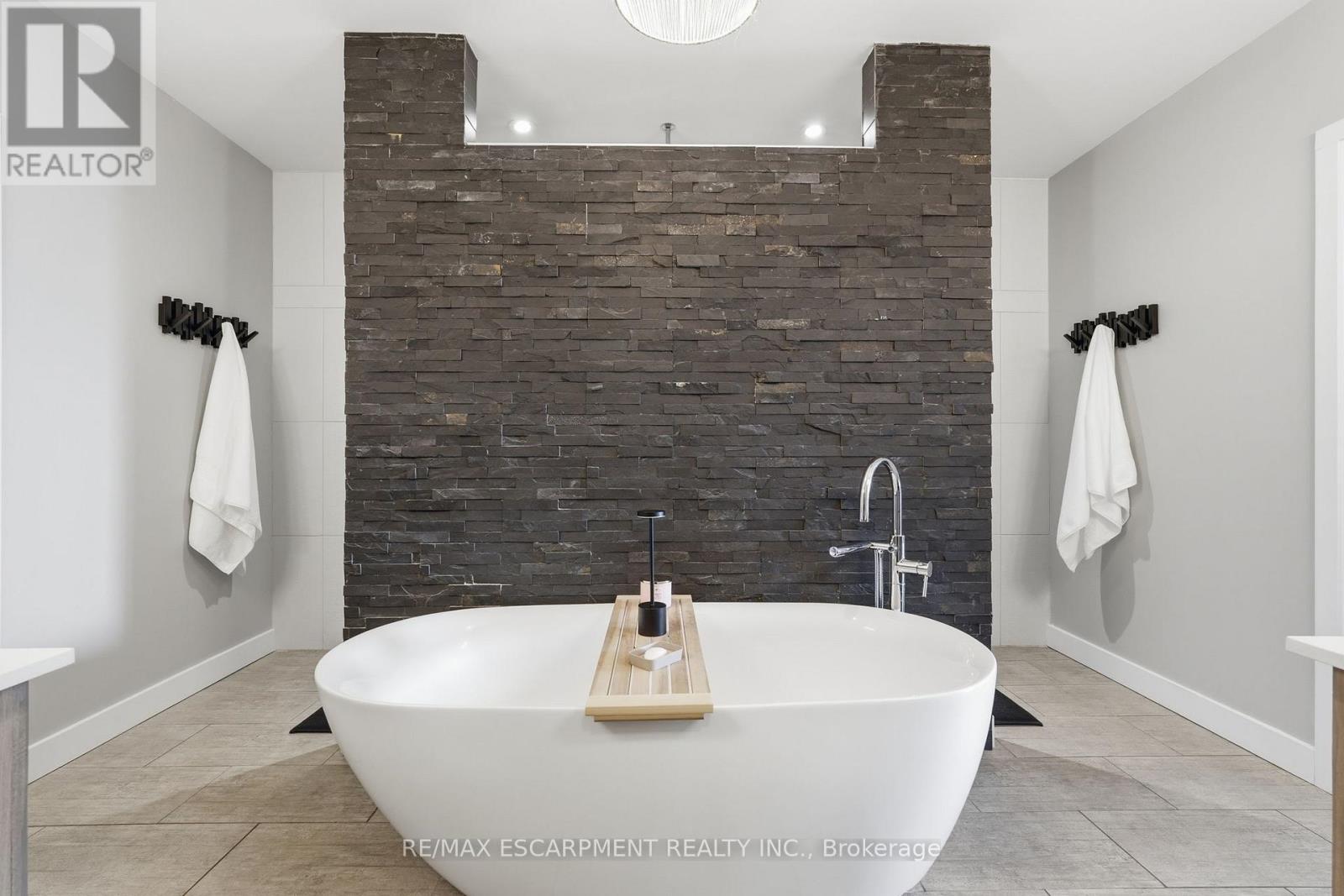 414 John Street, Hamilton, Ontario  L8L 4R3 - Photo 26 - X12906116