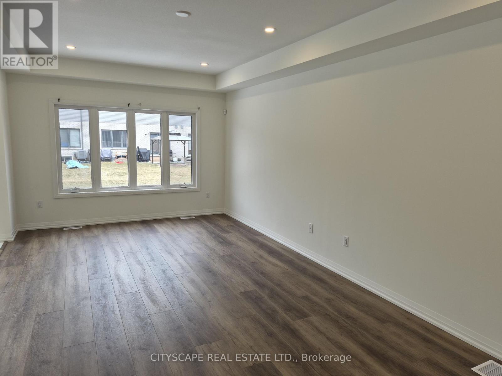 7 Saffron Way, Pelham, Ontario  L0S 1E1 - Photo 11 - X12906144