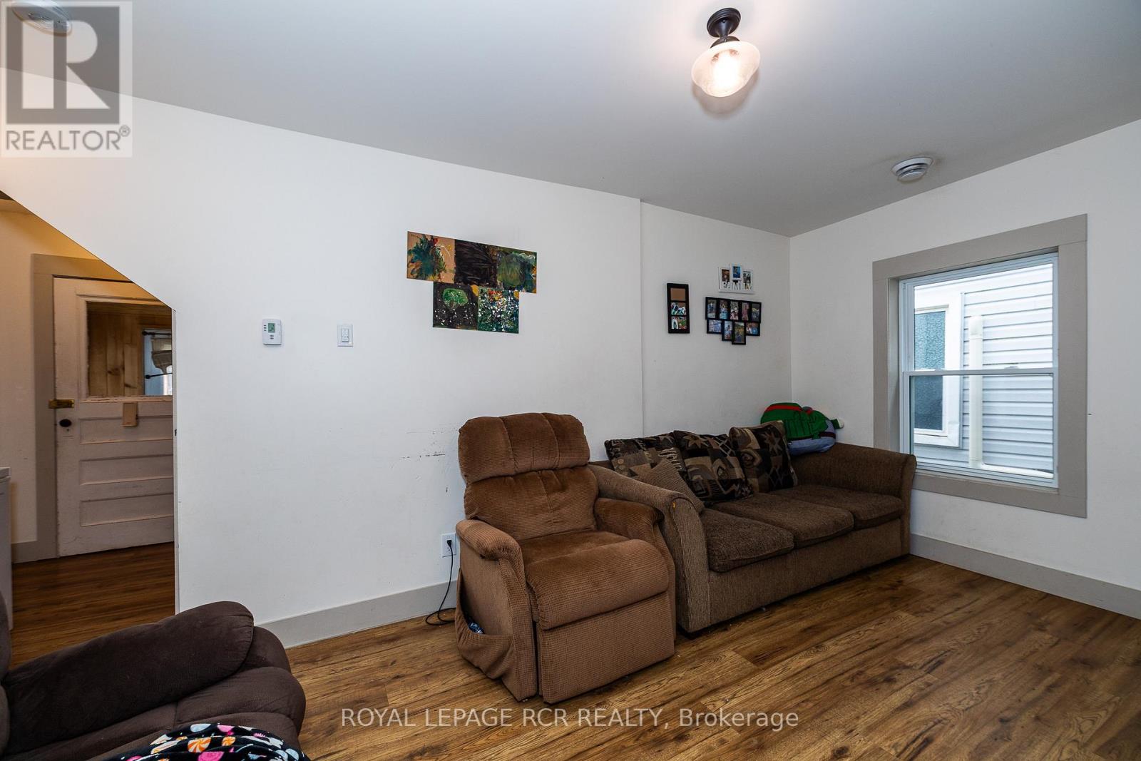 83 Main Street W, Grey Highlands, Ontario  N0C 1H0 - Photo 3 - X12906152