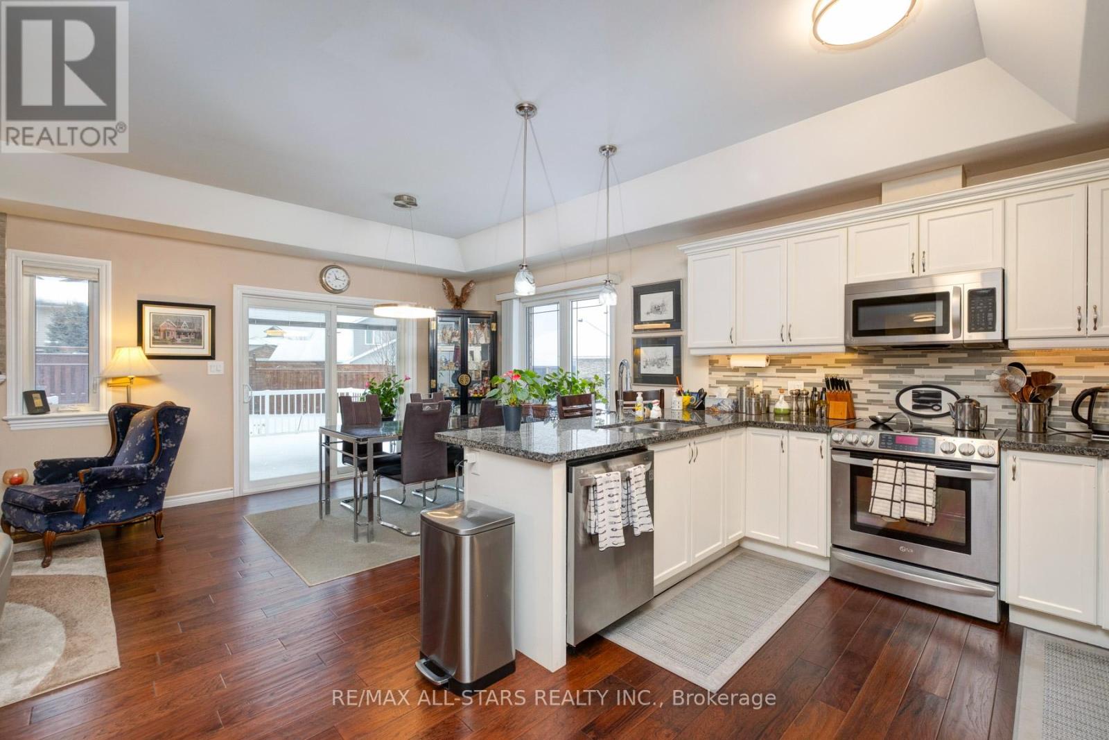 65 Liam Street, Kawartha Lakes, Ontario  K9V 0J4 - Photo 8 - X12906174