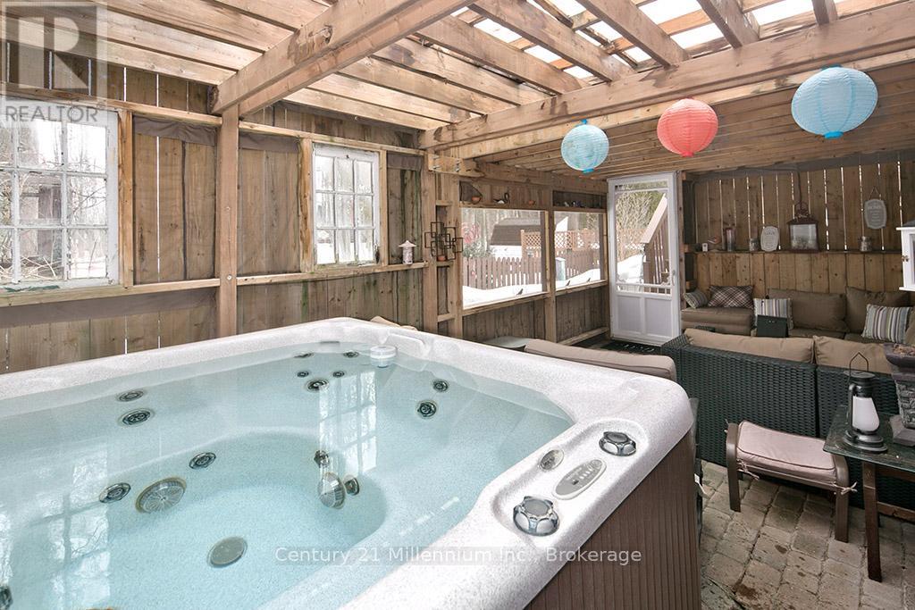 15 Brillinger Drive, Wasaga Beach, Ontario  L9Z 1L4 - Photo 33 - S12906094