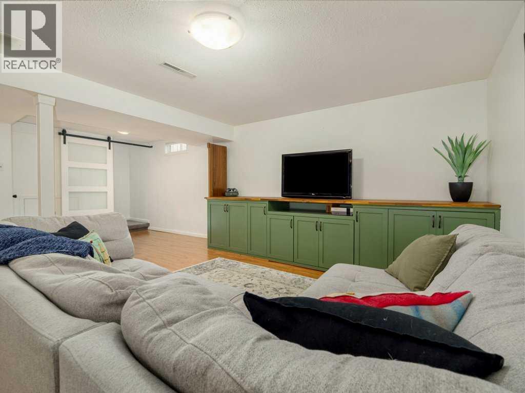 1046 Lakeview Drive S, Lethbridge, Alberta  T1K 3E8 - Photo 35 - A2293883