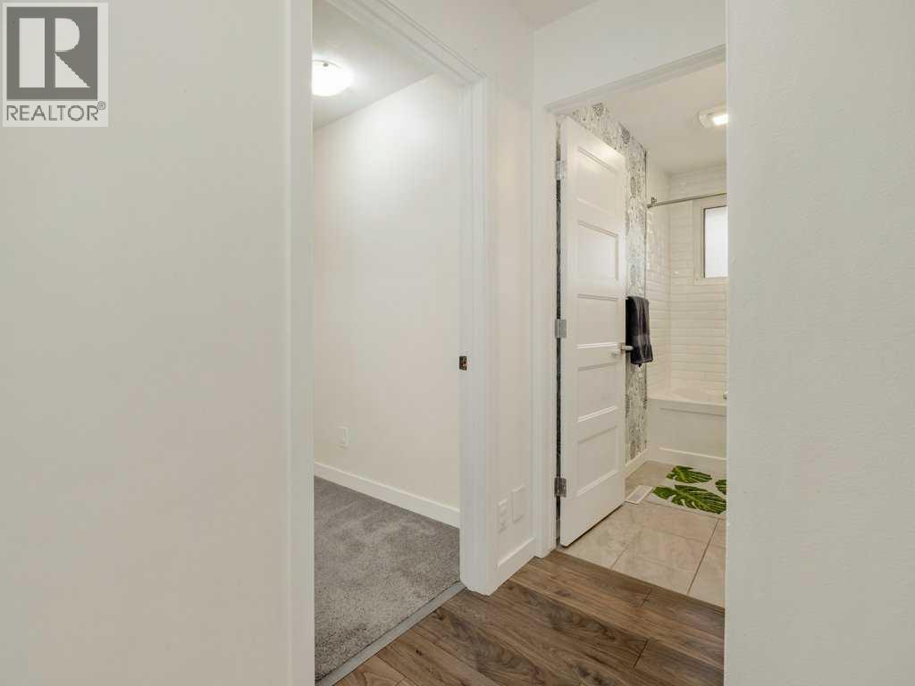 1046 Lakeview Drive S, Lethbridge, Alberta  T1K 3E8 - Photo 24 - A2293883