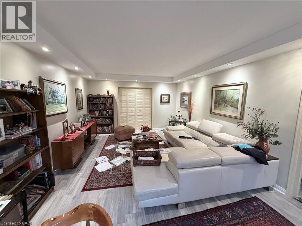 190 Mohawk Avenue, Waterloo, Ontario  N2L 2T3 - Photo 23 - 40812088