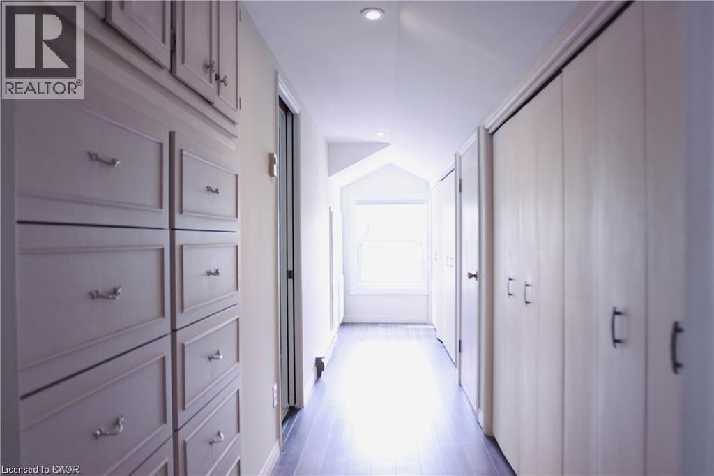 190 Mohawk Avenue, Waterloo, Ontario  N2L 2T3 - Photo 41 - 40812088