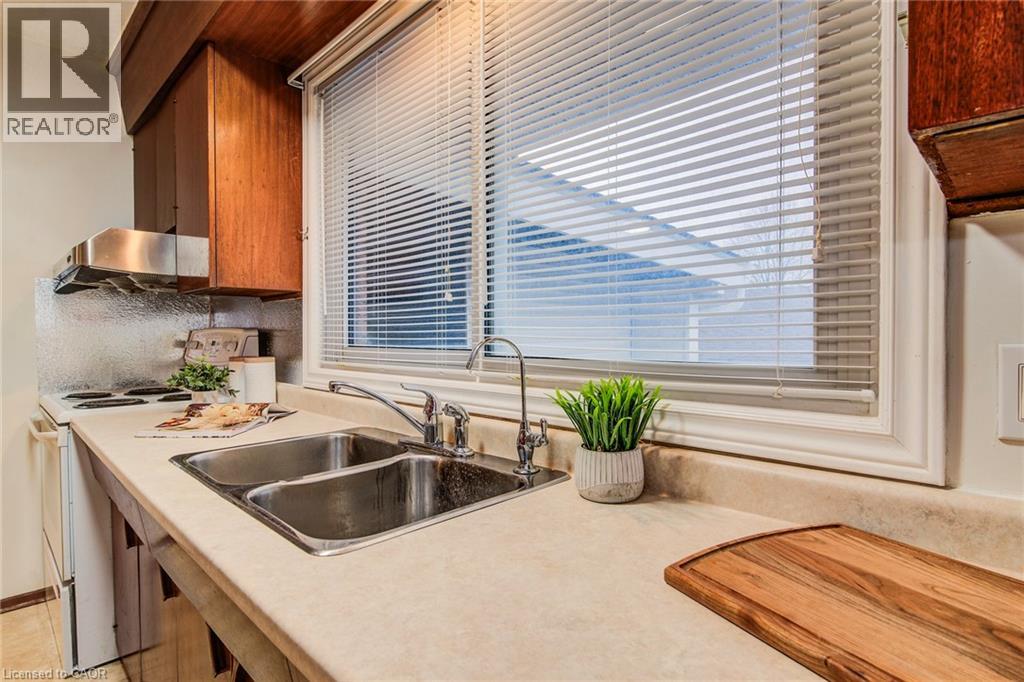 239 Winfield Avenue, Waterloo, Ontario  N2J 3M8 - Photo 22 - 40813961