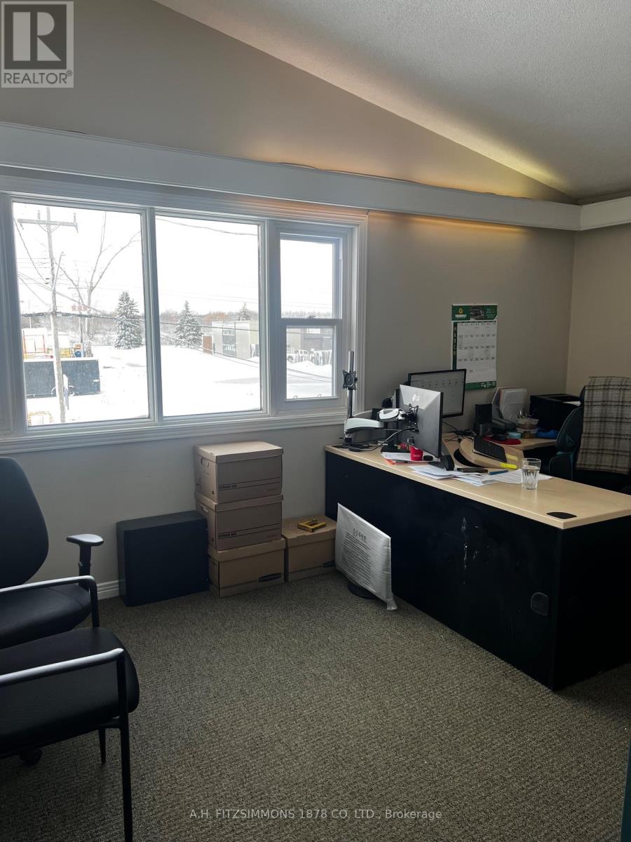 2773 Fenton Road, Ottawa, Ontario  K1T 3T8 - Photo 9 - X12906228