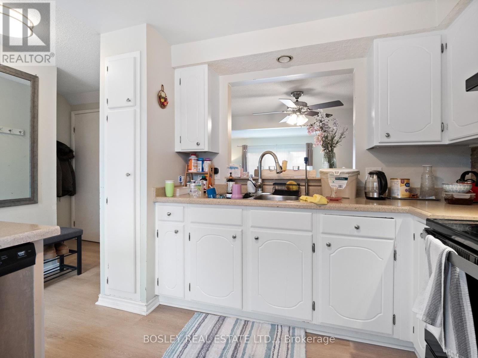 #94 - 6767 Thorold Stone Road, Niagara Falls (Stamford), Ontario  L2J 3W9 - Photo 6 - X12906214