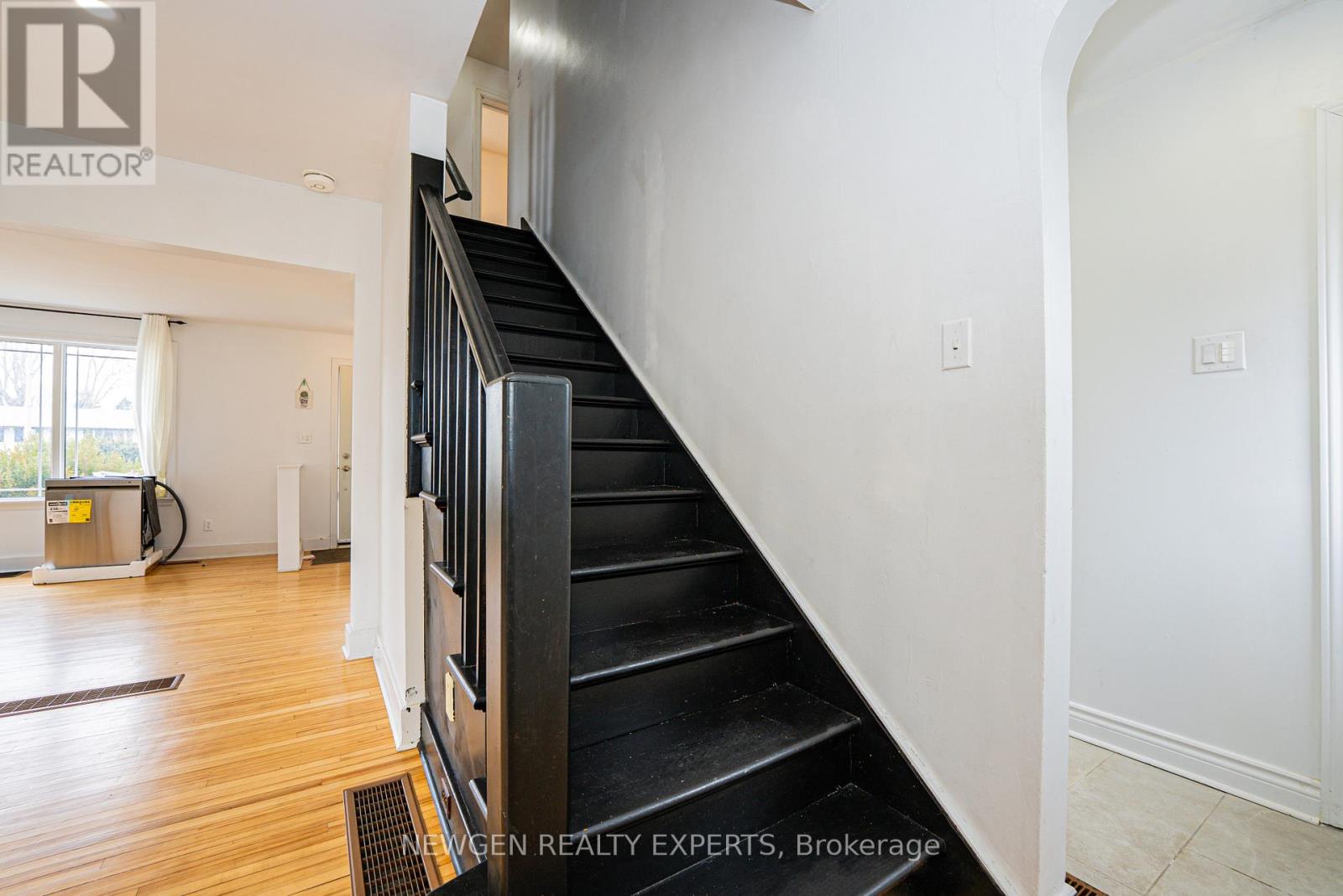 280 King George Road, Brantford, Ontario  N3R 5L6 - Photo 24 - X12889492