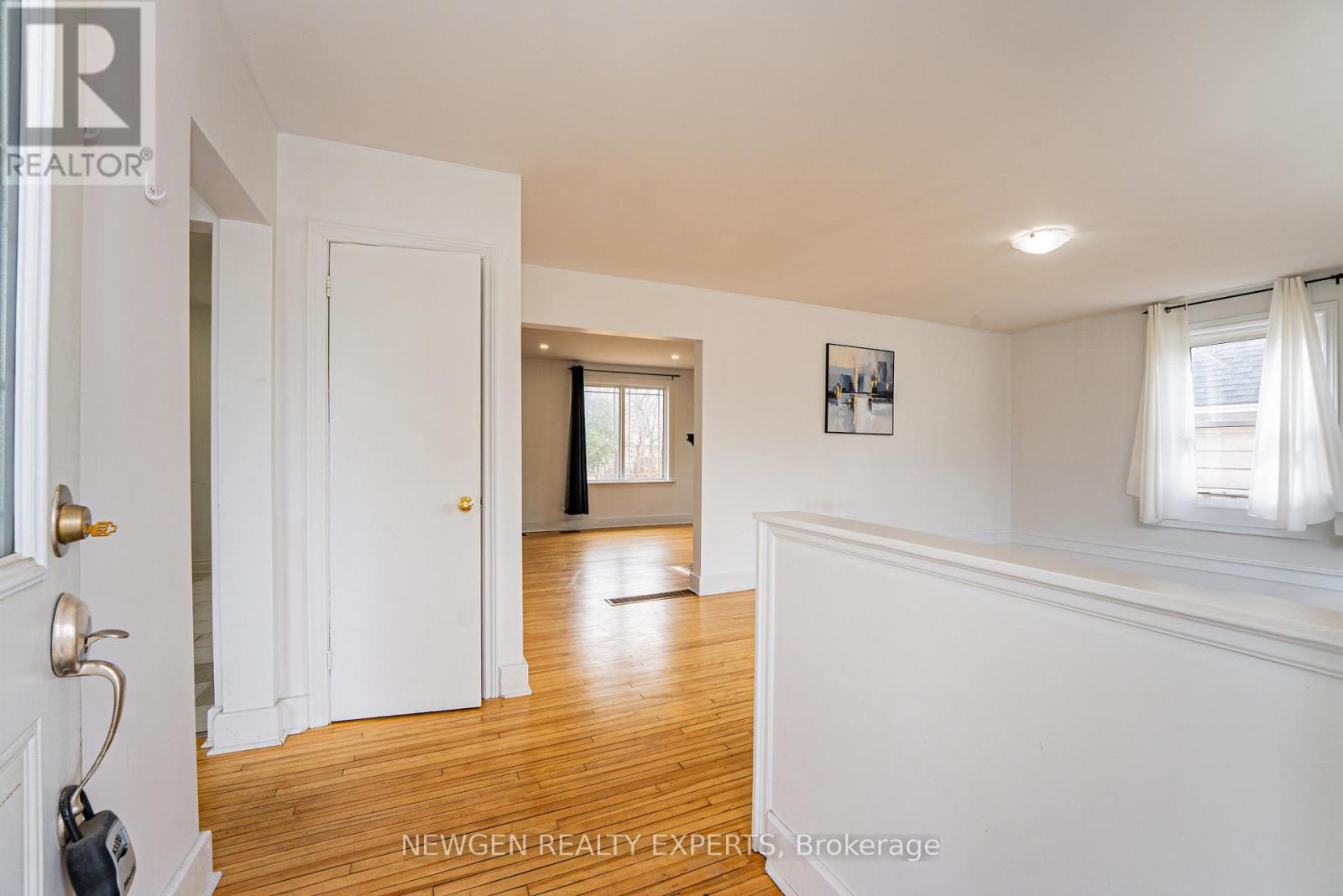 280 King George Road, Brantford, Ontario  N3R 5L6 - Photo 6 - X12889492