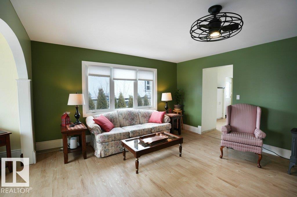 5016 52 Av, Warburg, Alberta  T0C 2T0 - Photo 9 - E4476591