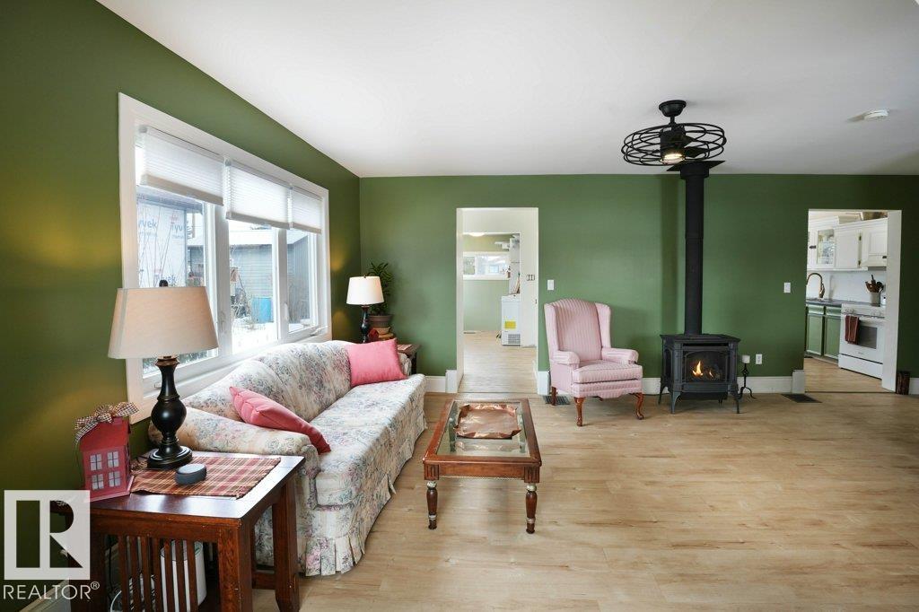 5016 52 Av, Warburg, Alberta  T0C 2T0 - Photo 6 - E4476591