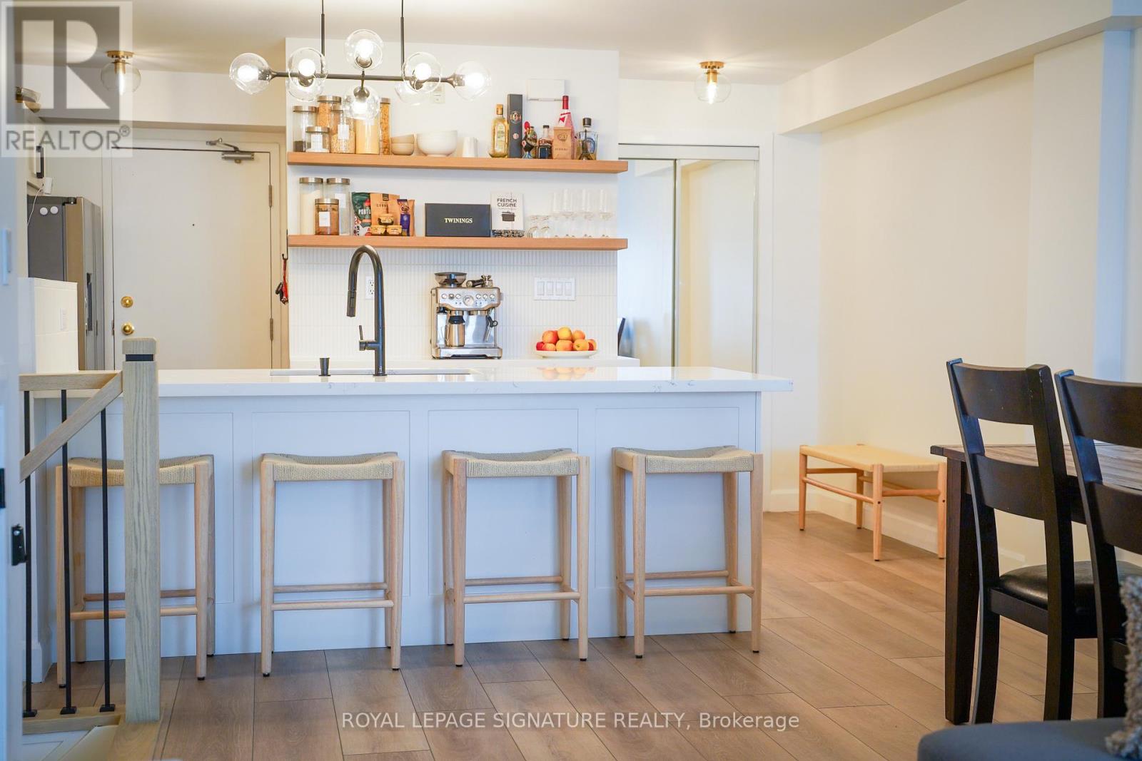 Th 5 - 118 Finch Avenue W, Toronto, Ontario M2N 7G2 - Photo 3 - C12906196