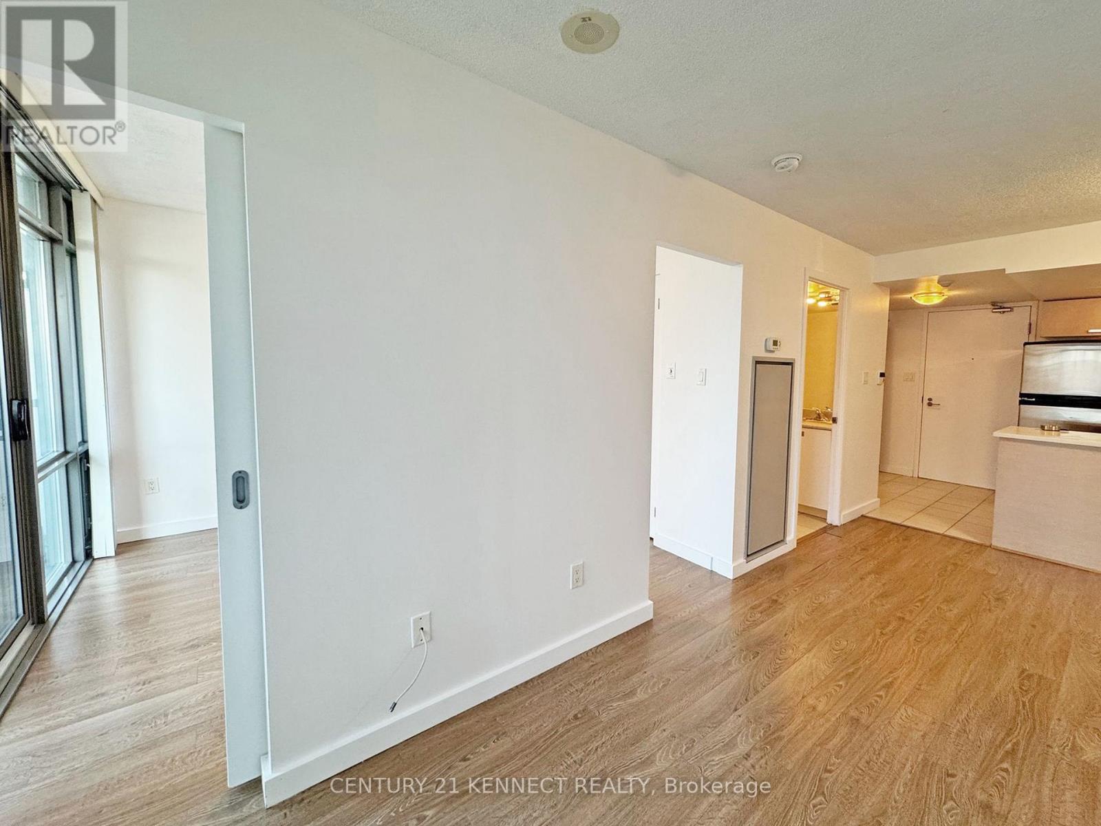 1706 - 37 Grosvenor Street, Toronto, Ontario  M4Y 3G5 - Photo 10 - C12906202