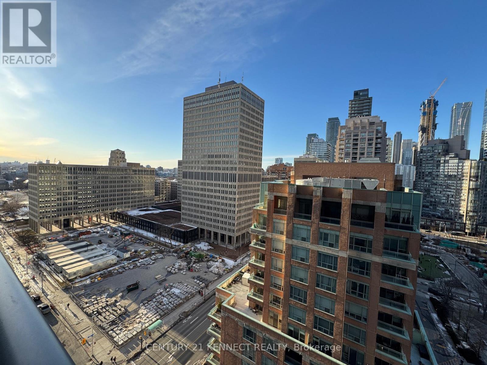 1706 - 37 Grosvenor Street, Toronto, Ontario  M4Y 3G5 - Photo 15 - C12906202