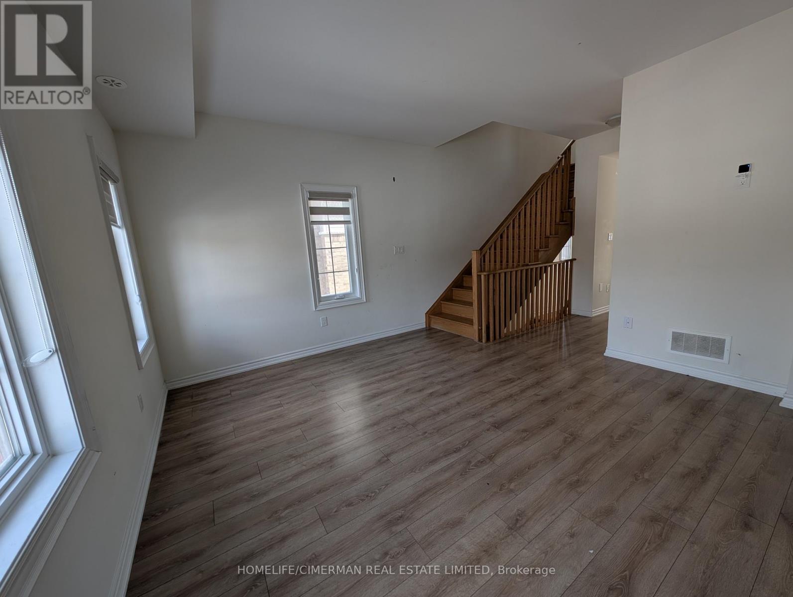 223 Royal Northern Path N, Oshawa, Ontario  L1L 0R6 - Photo 10 - E12906222