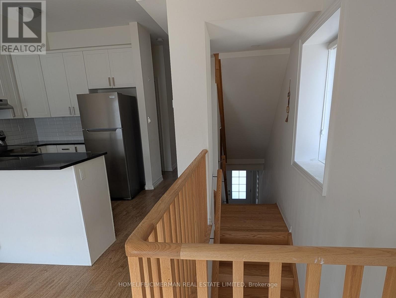 223 Royal Northern Path N, Oshawa, Ontario  L1L 0R6 - Photo 8 - E12906222