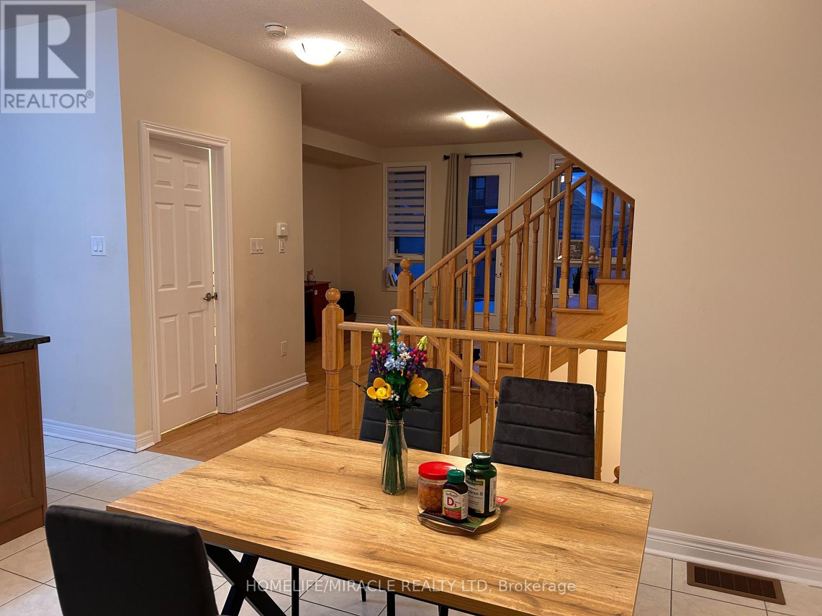 197 Mumbai Drive, Markham, Ontario  L3S 0G5 - Photo 12 - N12904034