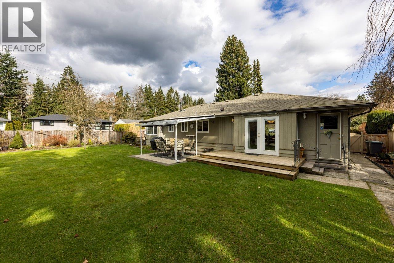 2693 Poplynn Drive, North Vancouver, British Columbia  V7J 2Y1 - Photo 6 - R3100712