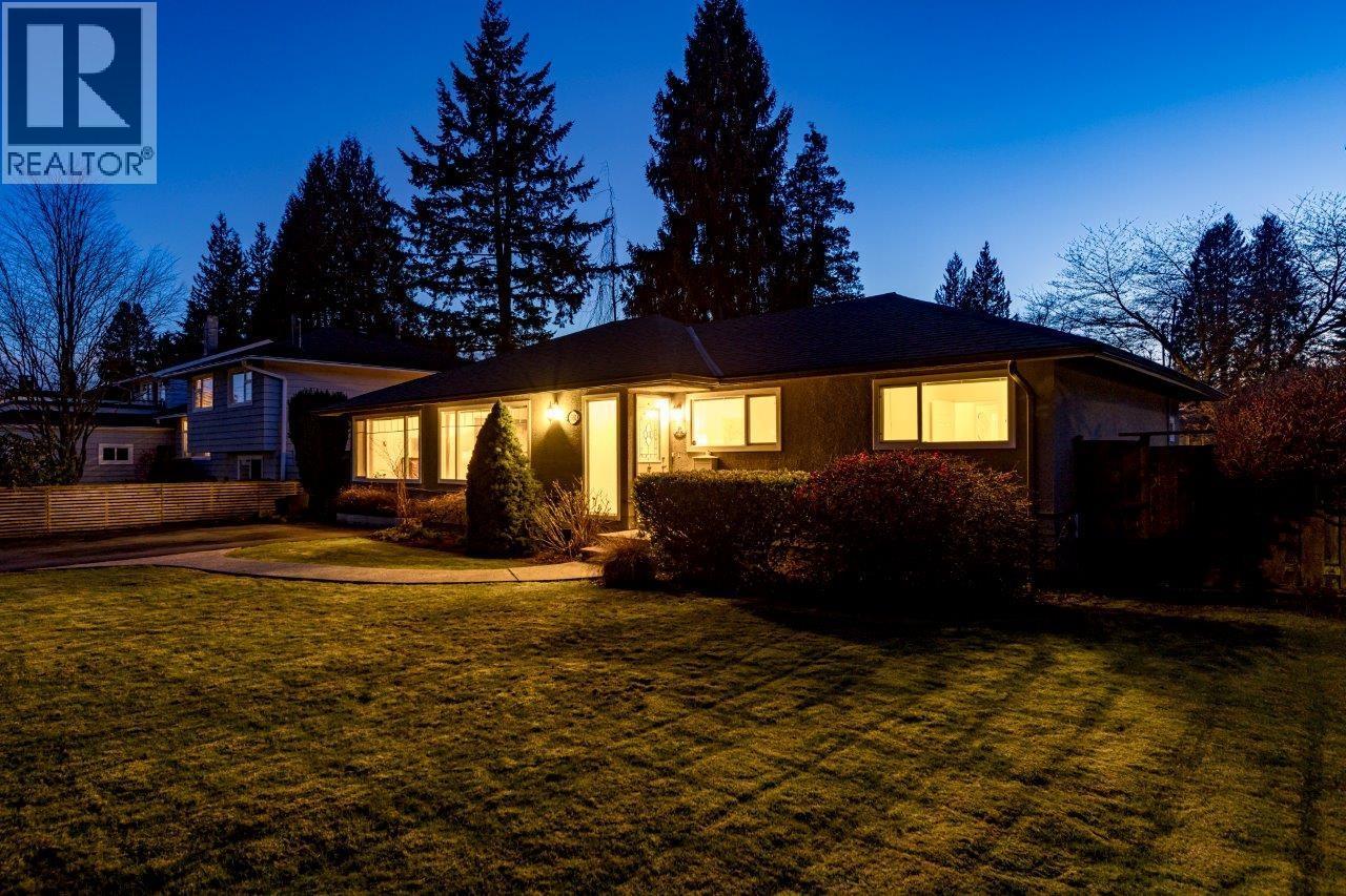 2693 Poplynn Drive, North Vancouver, British Columbia  V7J 2Y1 - Photo 3 - R3100712