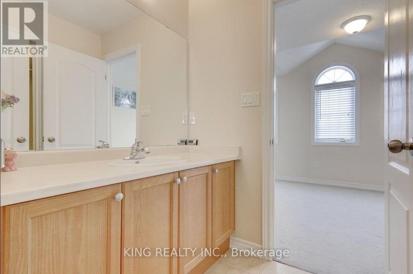 1 Education Road, Brampton, Ontario  L6P 3P2 - Photo 11 - W12906200