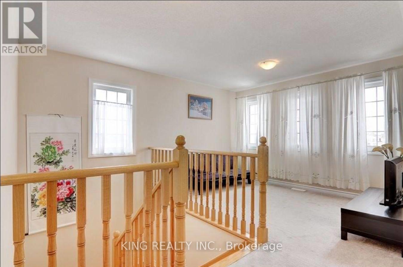 1 Education Road, Brampton, Ontario  L6P 3P2 - Photo 8 - W12906200