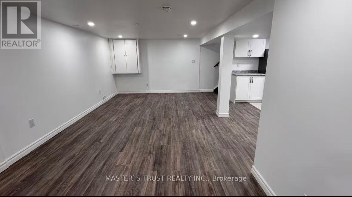 16 Hastings Boulevard, Guelph, Ontario  N1E 4G4 - Photo 10 - X12906210