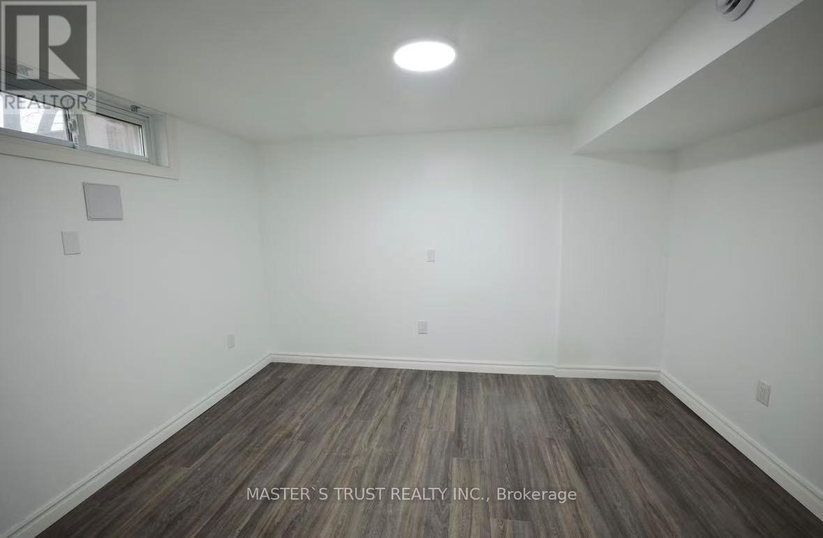 16 Hastings Boulevard, Guelph, Ontario  N1E 4G4 - Photo 7 - X12906210