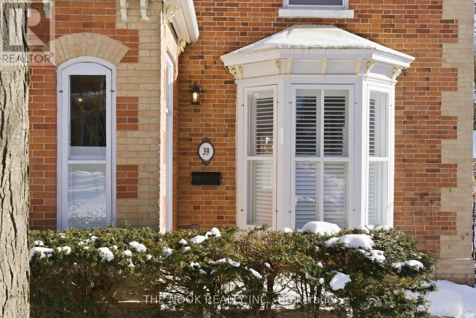 39 Centre Street, Clarington, Ontario  L1C 2Y2 - Photo 2 - E12906242