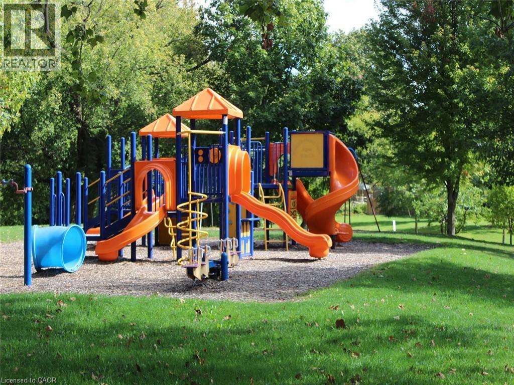 11 Colmar Place Unit# 1, Dundas, Ontario  L9H 4L1 - Photo 11 - 40776220