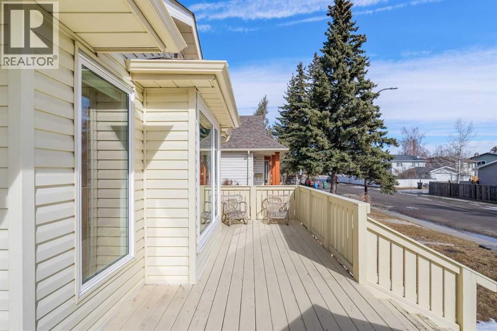 92 Millcrest Green SW, Calgary, Alberta  T2Y 2J8 - Photo 30 - A2294599