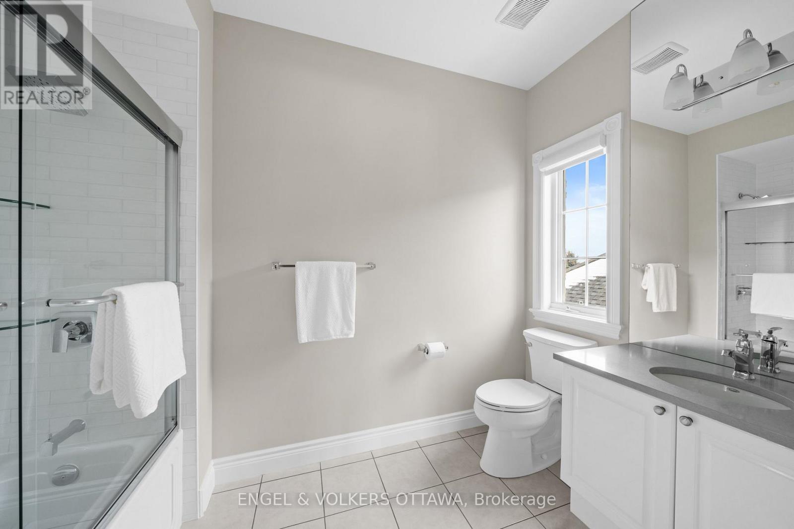 6373 Radisson Way, Ottawa, Ontario  K1C 2Z9 - Photo 34 - X12906240