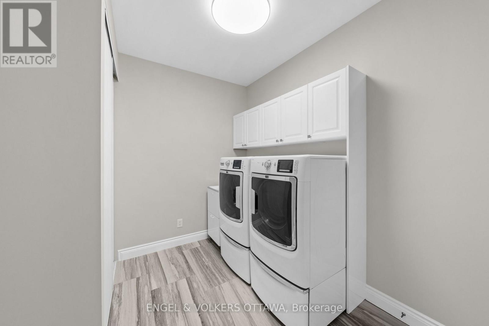 6373 Radisson Way, Ottawa, Ontario  K1C 2Z9 - Photo 36 - X12906240