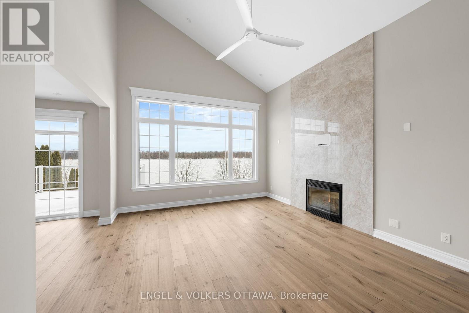 6373 Radisson Way, Ottawa, Ontario  K1C 2Z9 - Photo 9 - X12906240