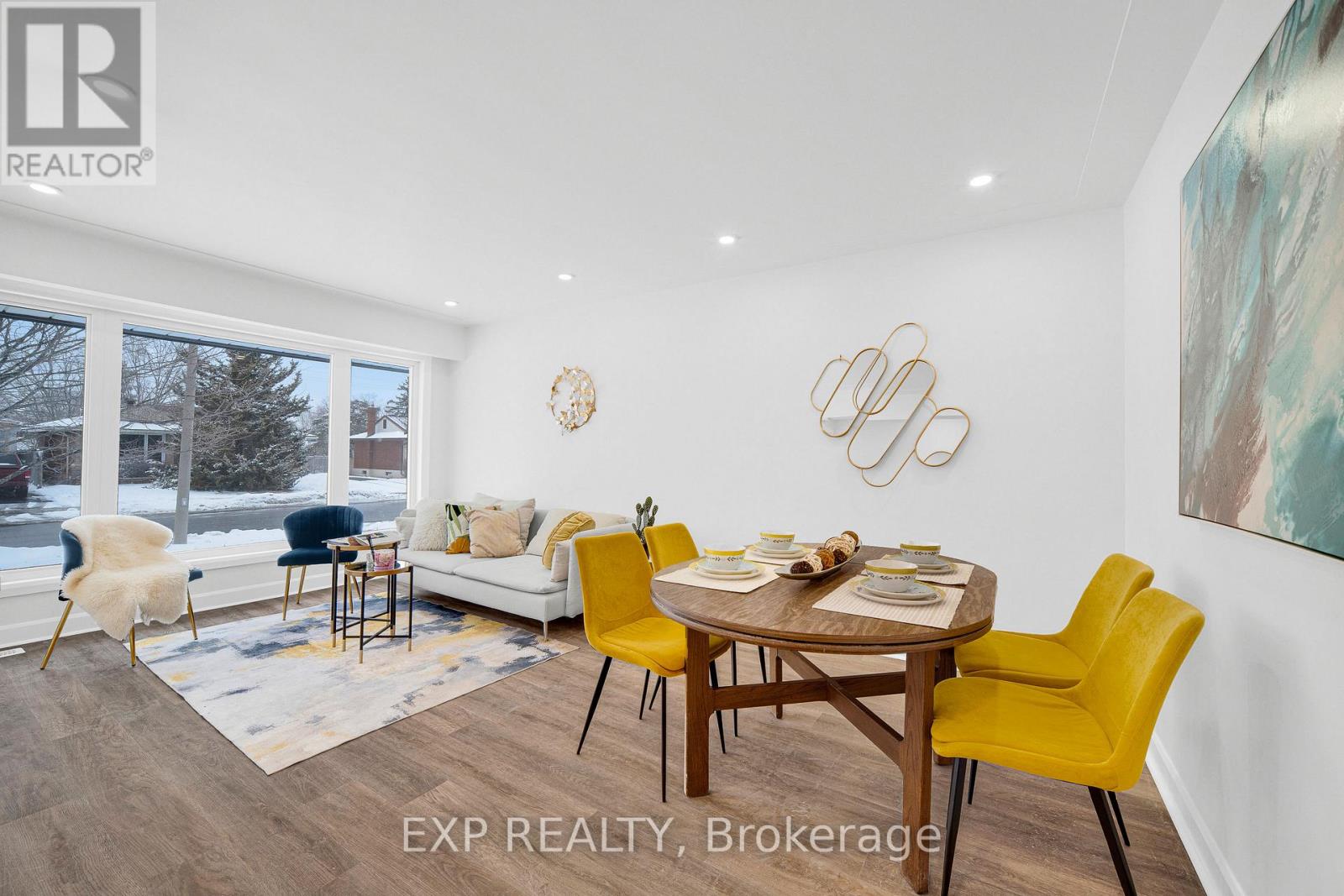 768 Pleasant Park Road, Ottawa, Ontario K1G 1Y7 - Photo 3 - X12906316