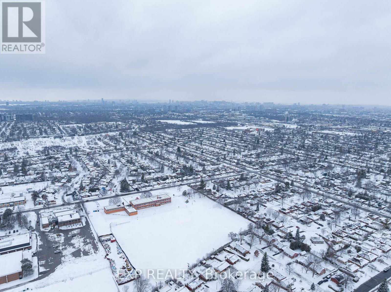 768 Pleasant Park Road, Ottawa, Ontario K1G 1Y7 - Photo 32 - X12906316