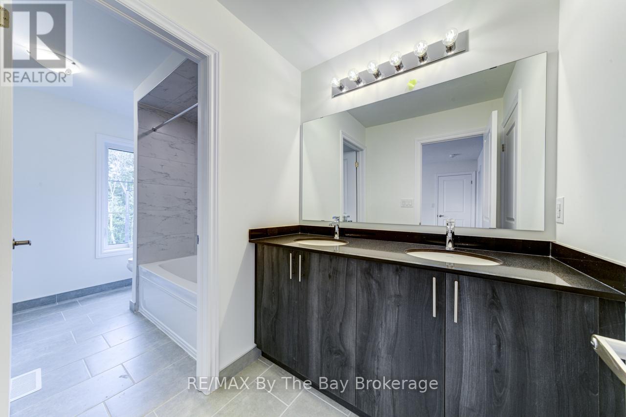 174 Mapleside Drive, Wasaga Beach, Ontario  L9Z 0L4 - Photo 30 - S12906294