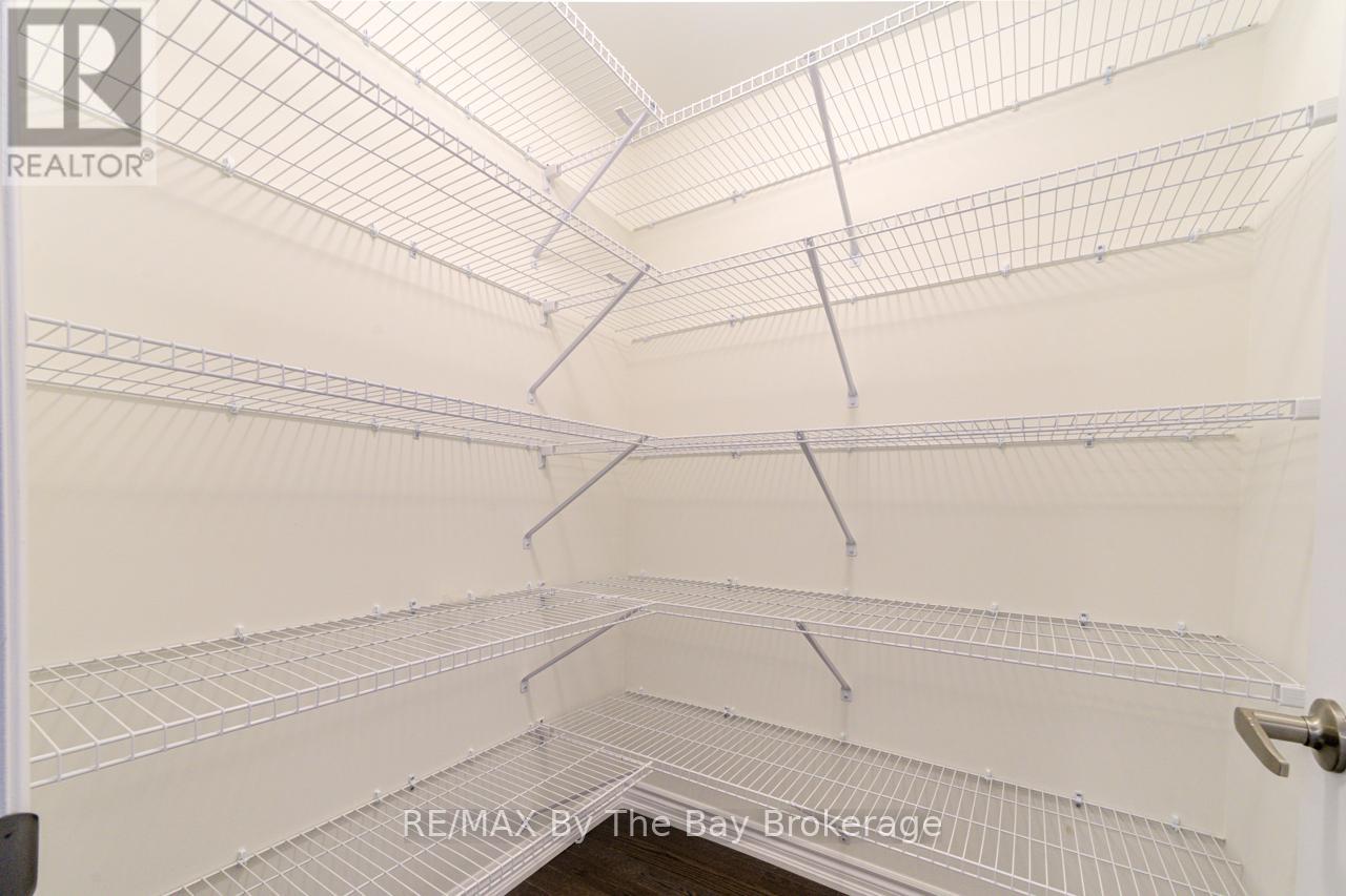 174 Mapleside Drive, Wasaga Beach, Ontario  L9Z 0L4 - Photo 36 - S12906294