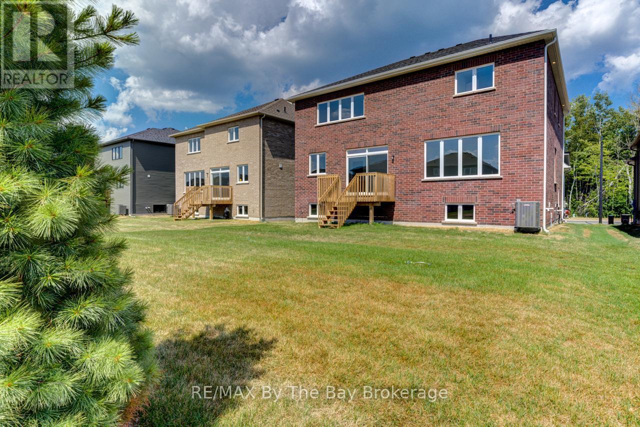 174 Mapleside Drive, Wasaga Beach, Ontario  L9Z 0L4 - Photo 38 - S12906294