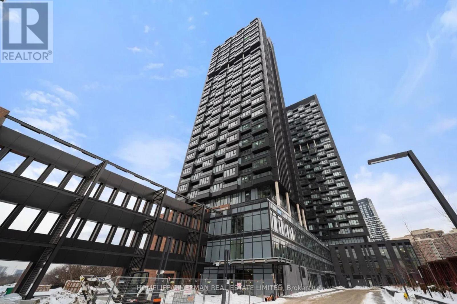 2502 - 1 QUARRINGTON LANE, Toronto, Ontario