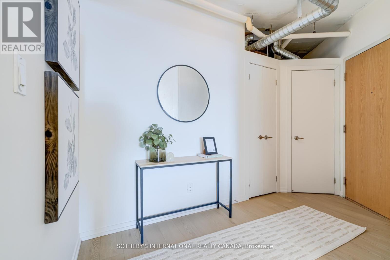 916 - 150 Sudbury Street, Toronto, Ontario M6J 3S8 - Photo 4 - C12906270