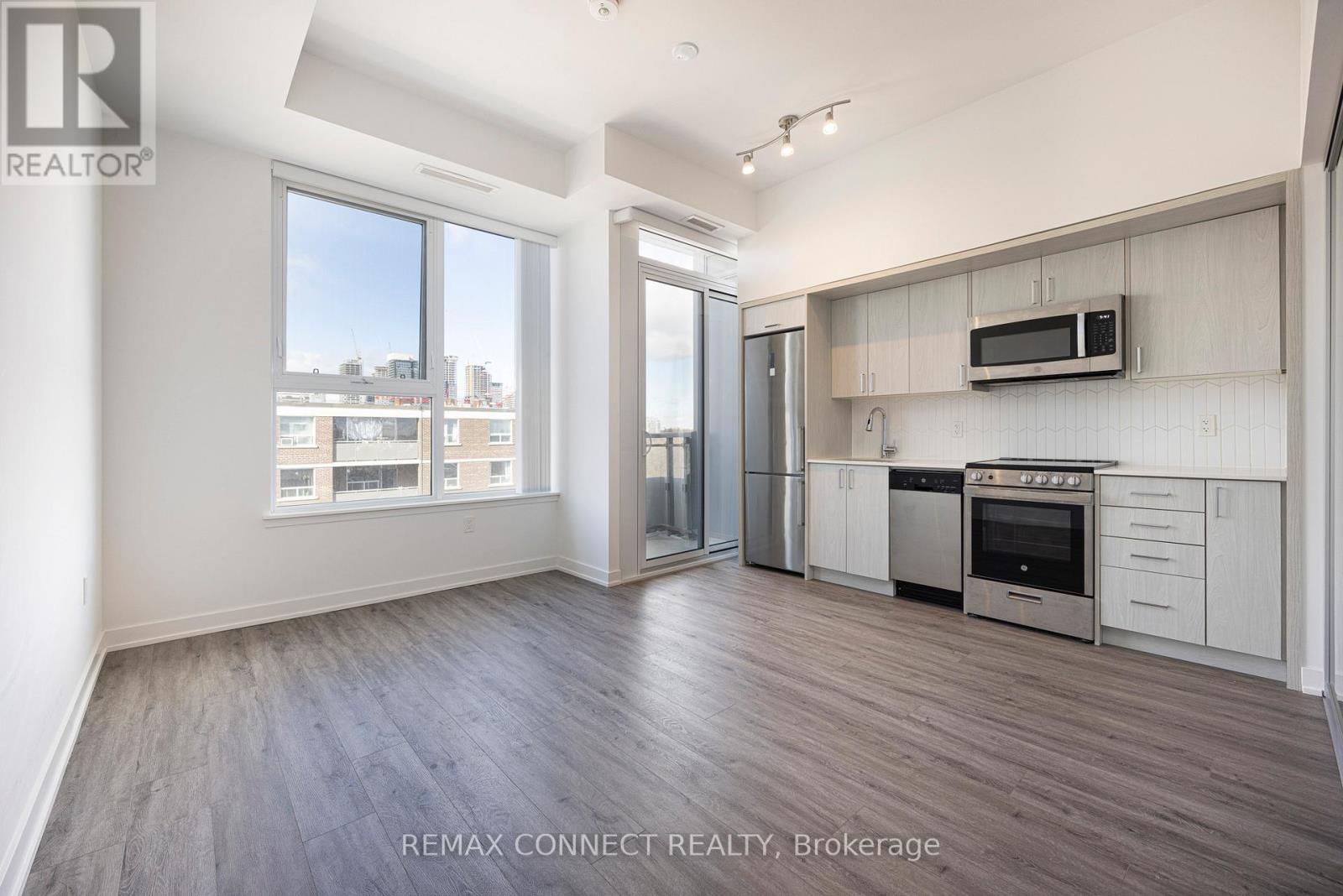 708 - 1 CARDIFF ROAD, Toronto, Ontario